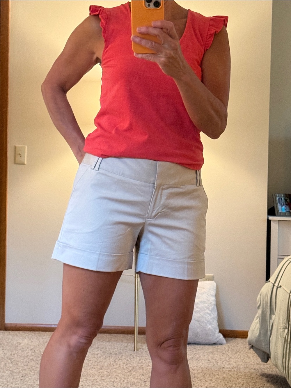 NWT Express Women's Light Cream Shorts